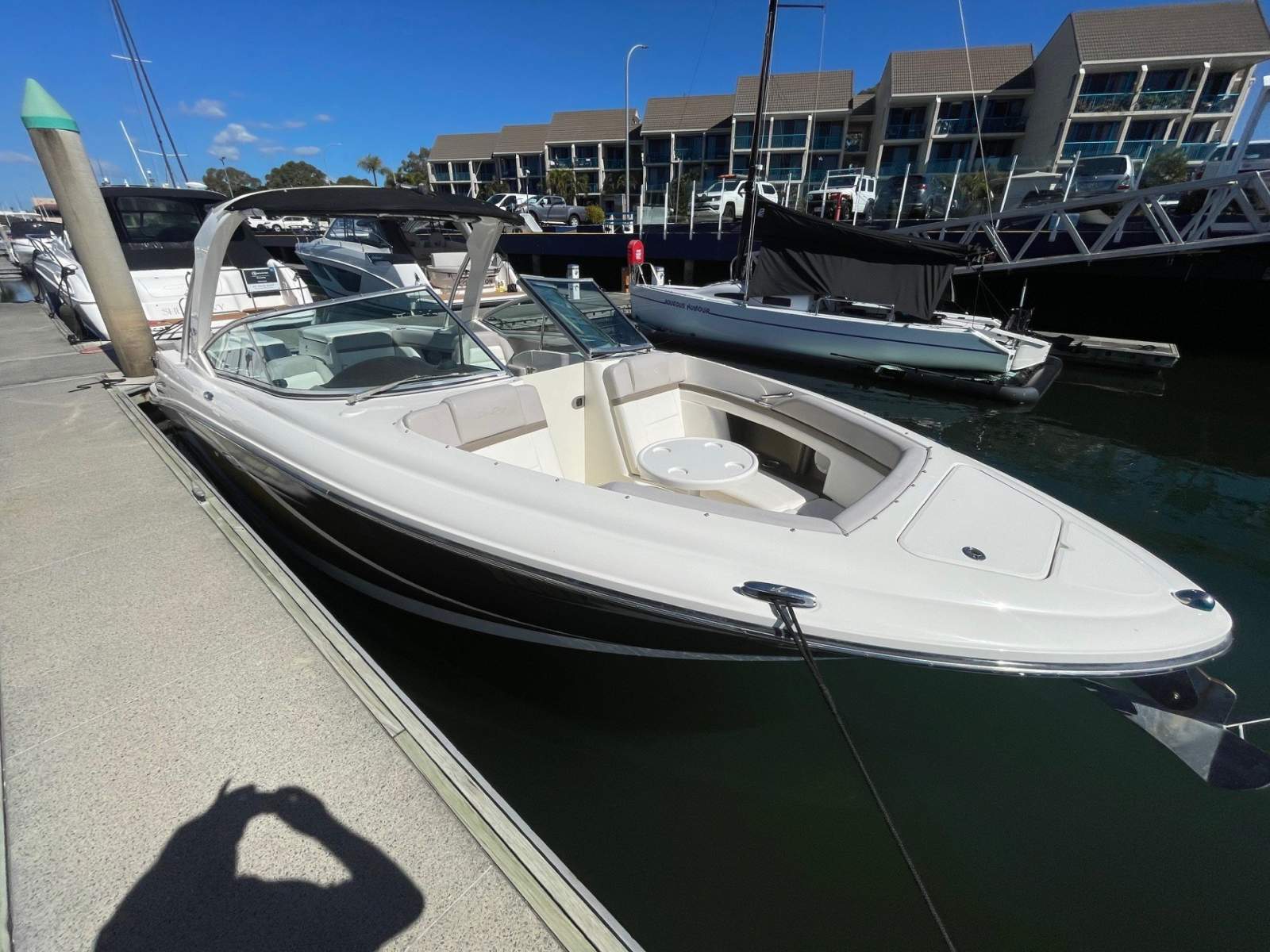 Sea Ray 270 SLX