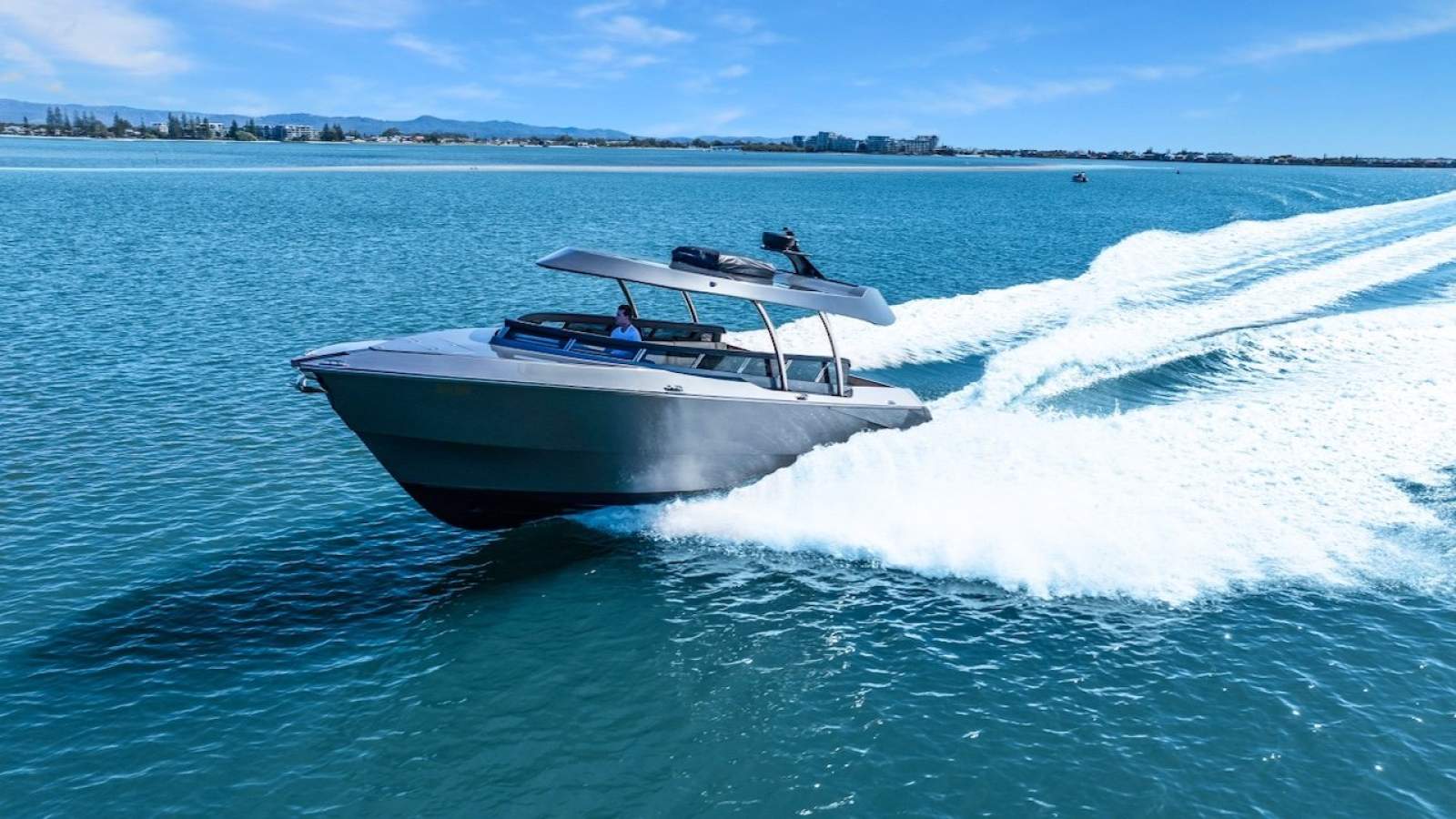Van Diemen Luxury Craft Convertible 36