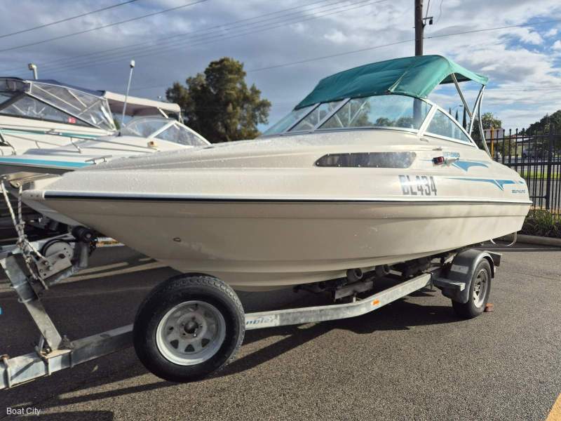 Southwind SR565 Sports Cuddy Cabin
