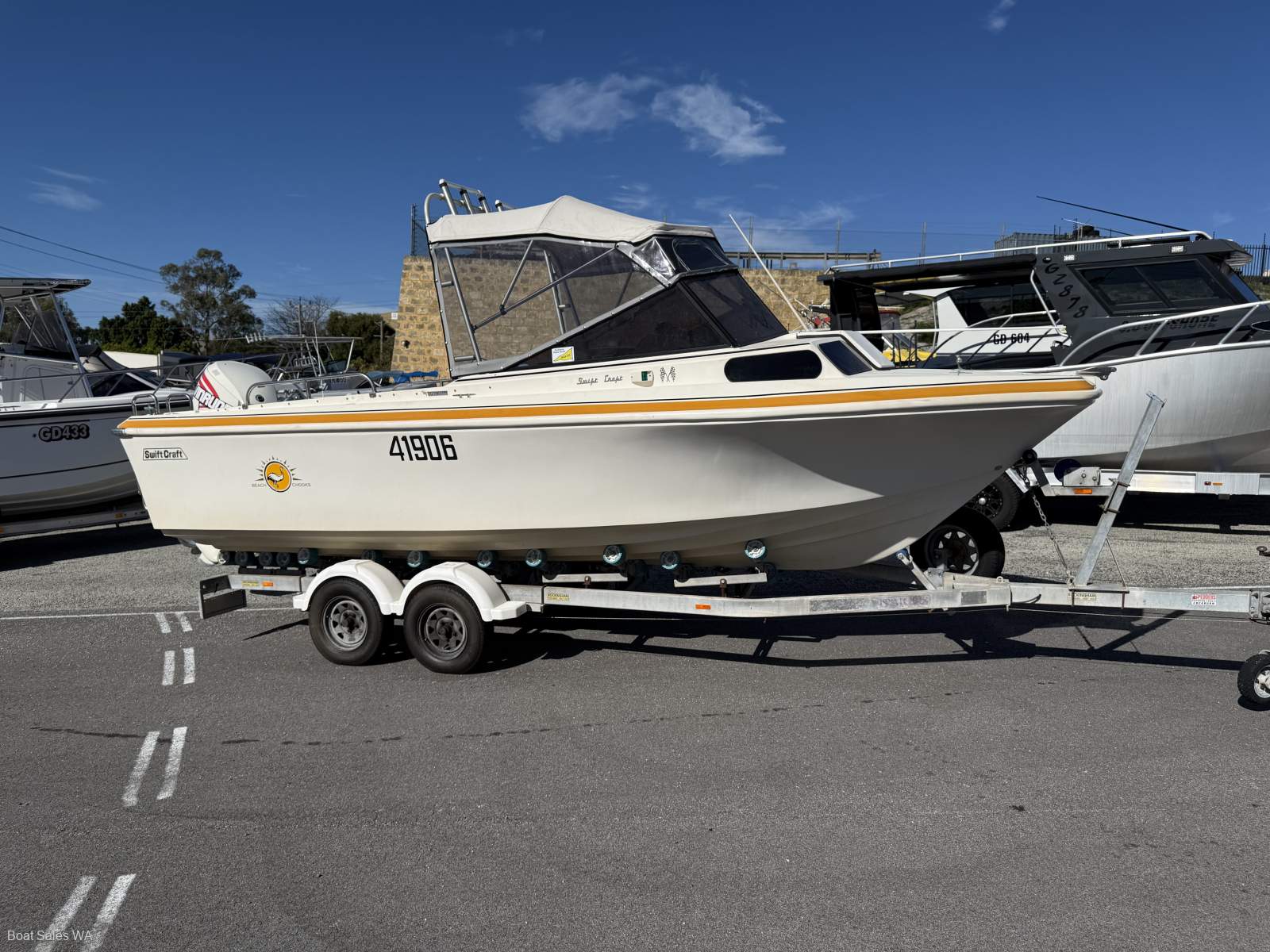 Swiftcraft Sportsman 2007 model 225Hp Ho Etec motor