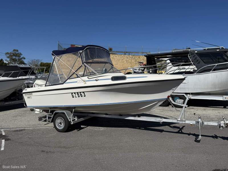 Voyager Ltd MK1 Evinrude 115Hp Ho Etec 984hrs