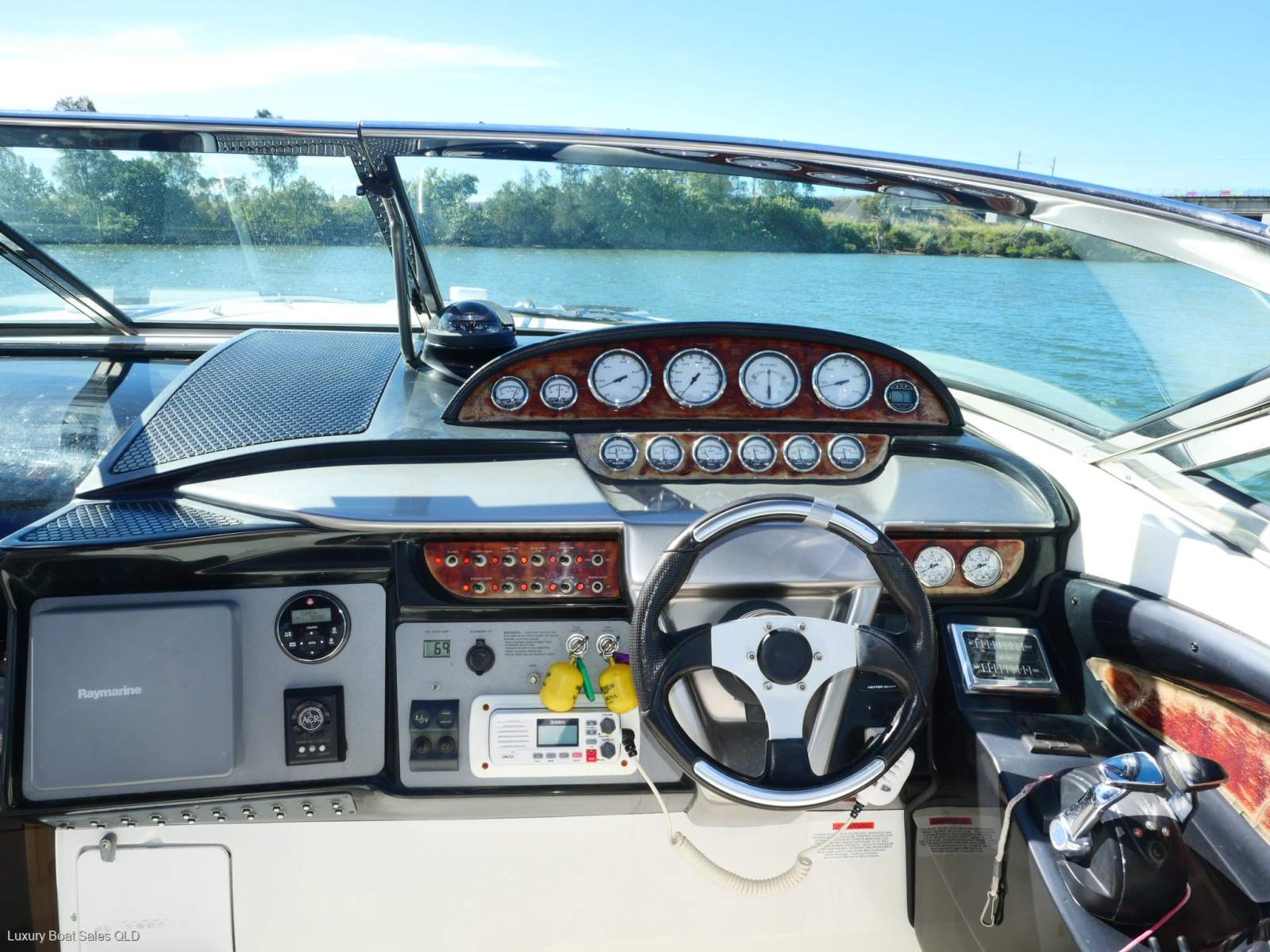 Cobalt 360 Performance Cruiser