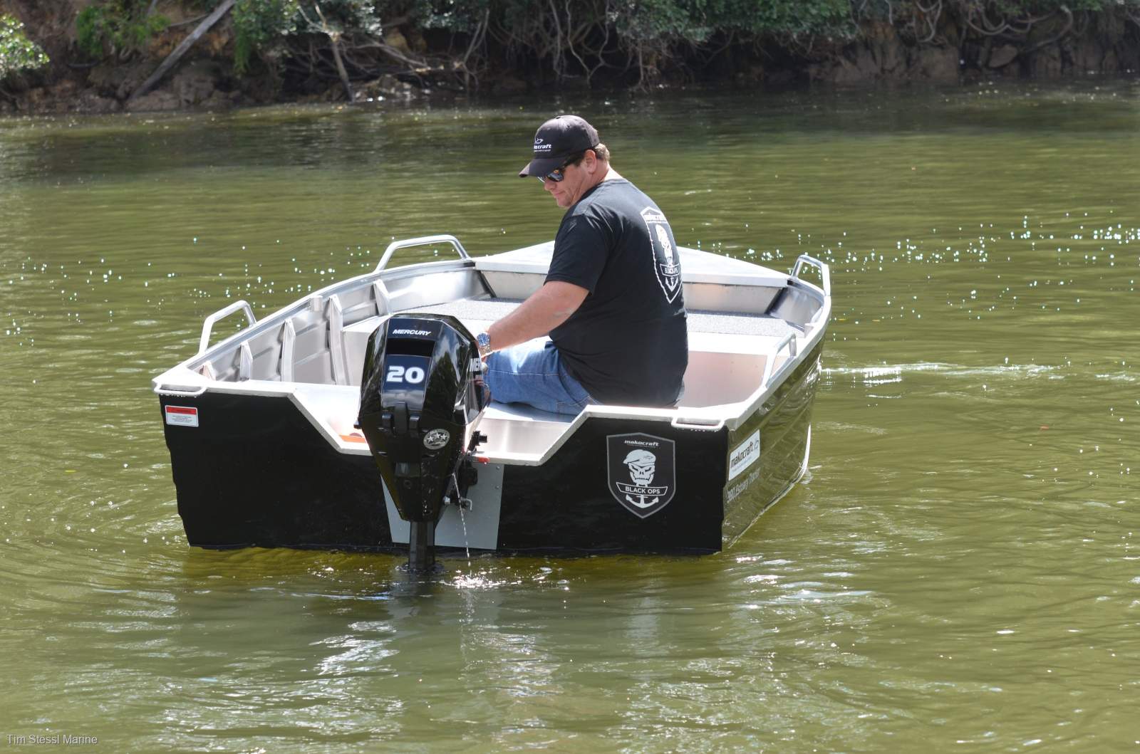 New Makocraft 390 Estuary Tracker Open