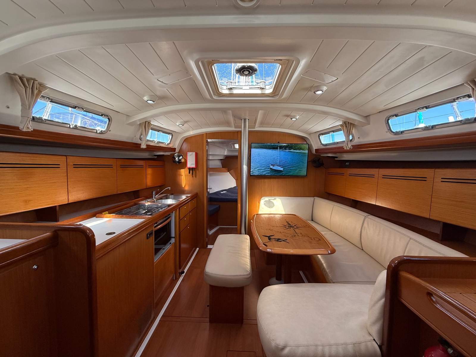 Beneteau Cyclades 44.3