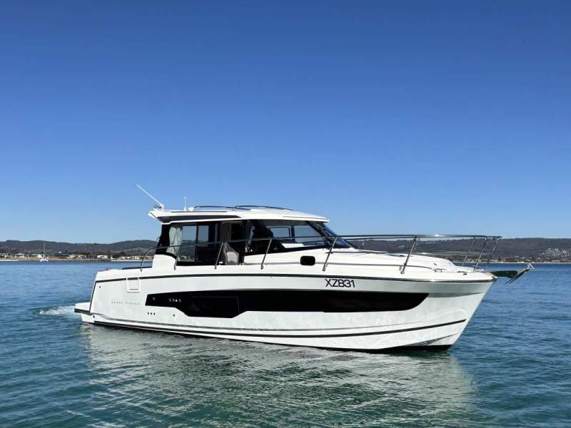 Jeanneau Merry Fisher 1095 Coupe