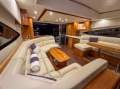 Riviera 5800 Sport Yacht