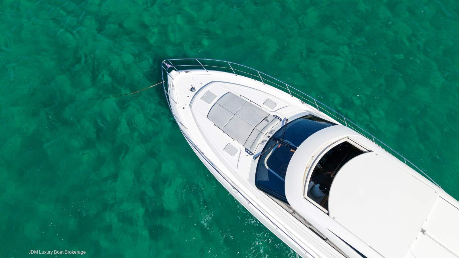 Riviera 5800 Sport Yacht