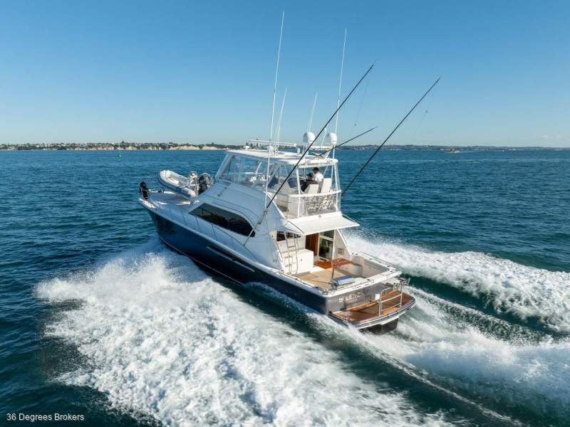 Riviera 51 Flybridge