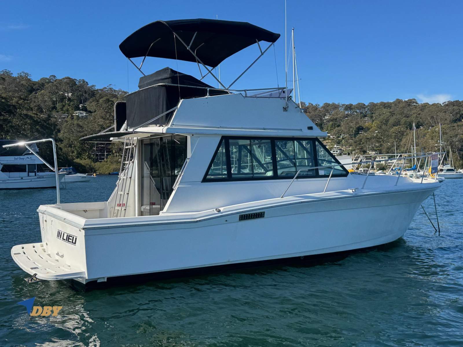 Mariner 3400 Flybridge