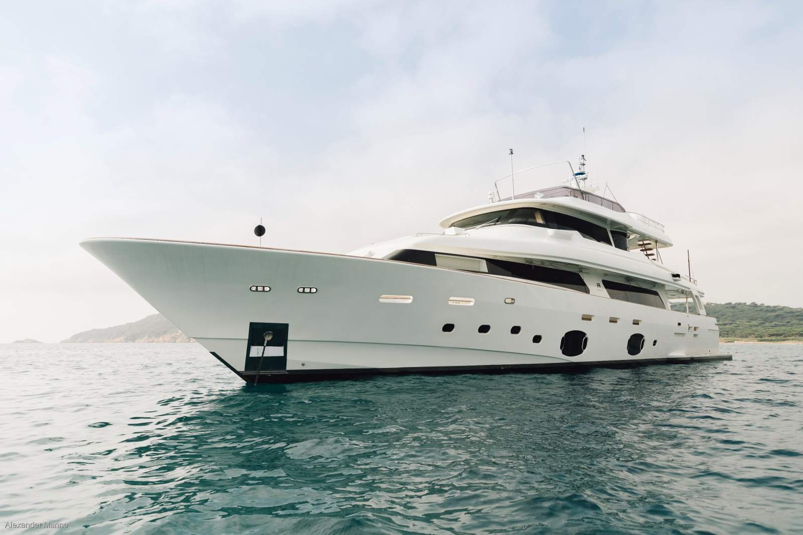 Custom Line Navetta 33 Crescendo