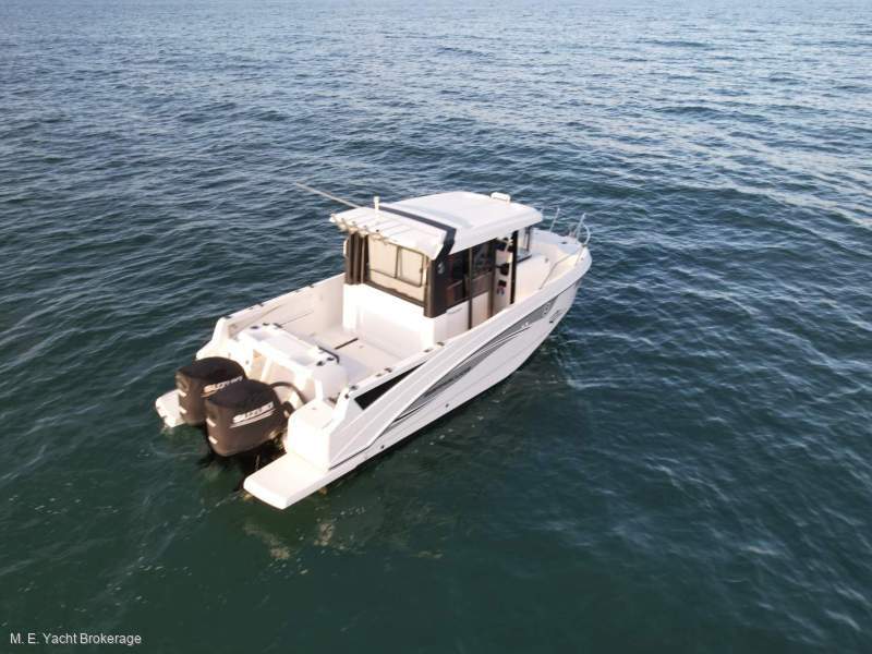 Beneteau Barracuda 8 Low hours