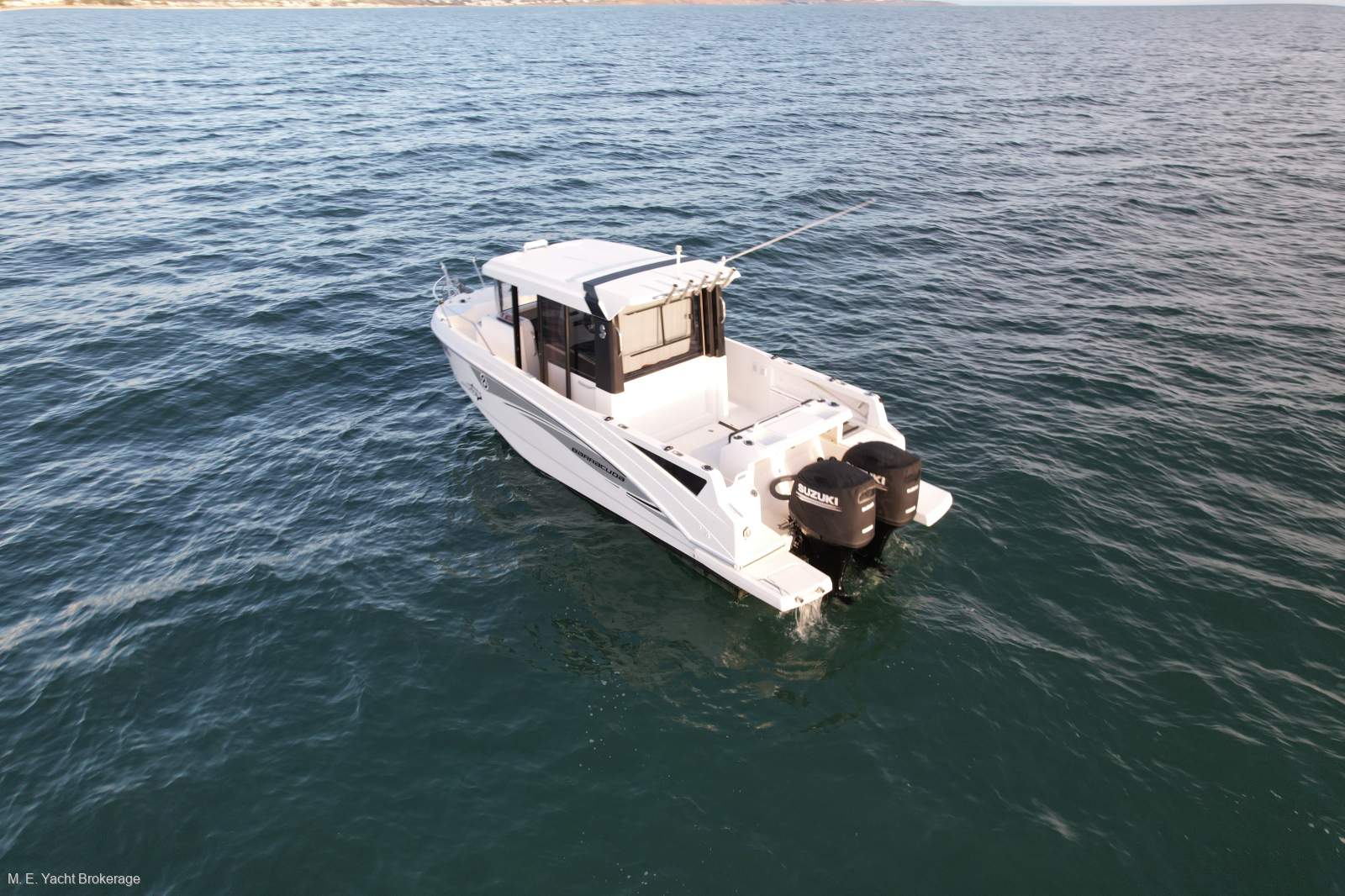 Beneteau Barracuda 8 Low hours