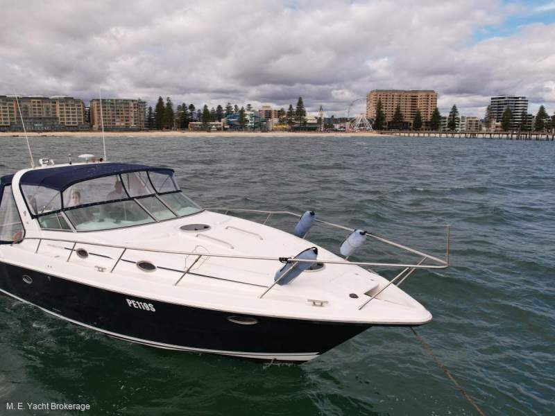 Mustang 3800 LE Sportscruiser With Full service history