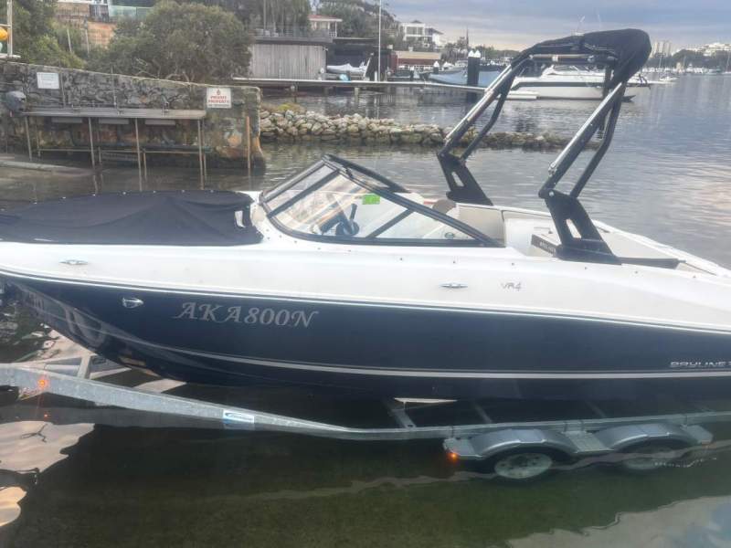 Bayliner VR5 Bowrider