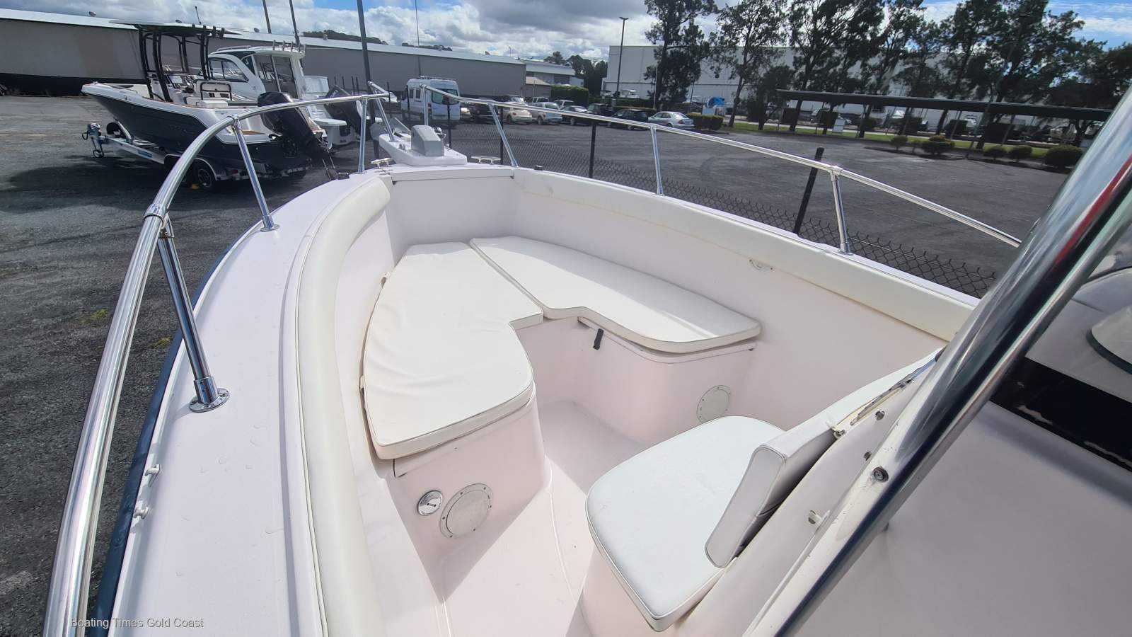 Grady-White Chase 263