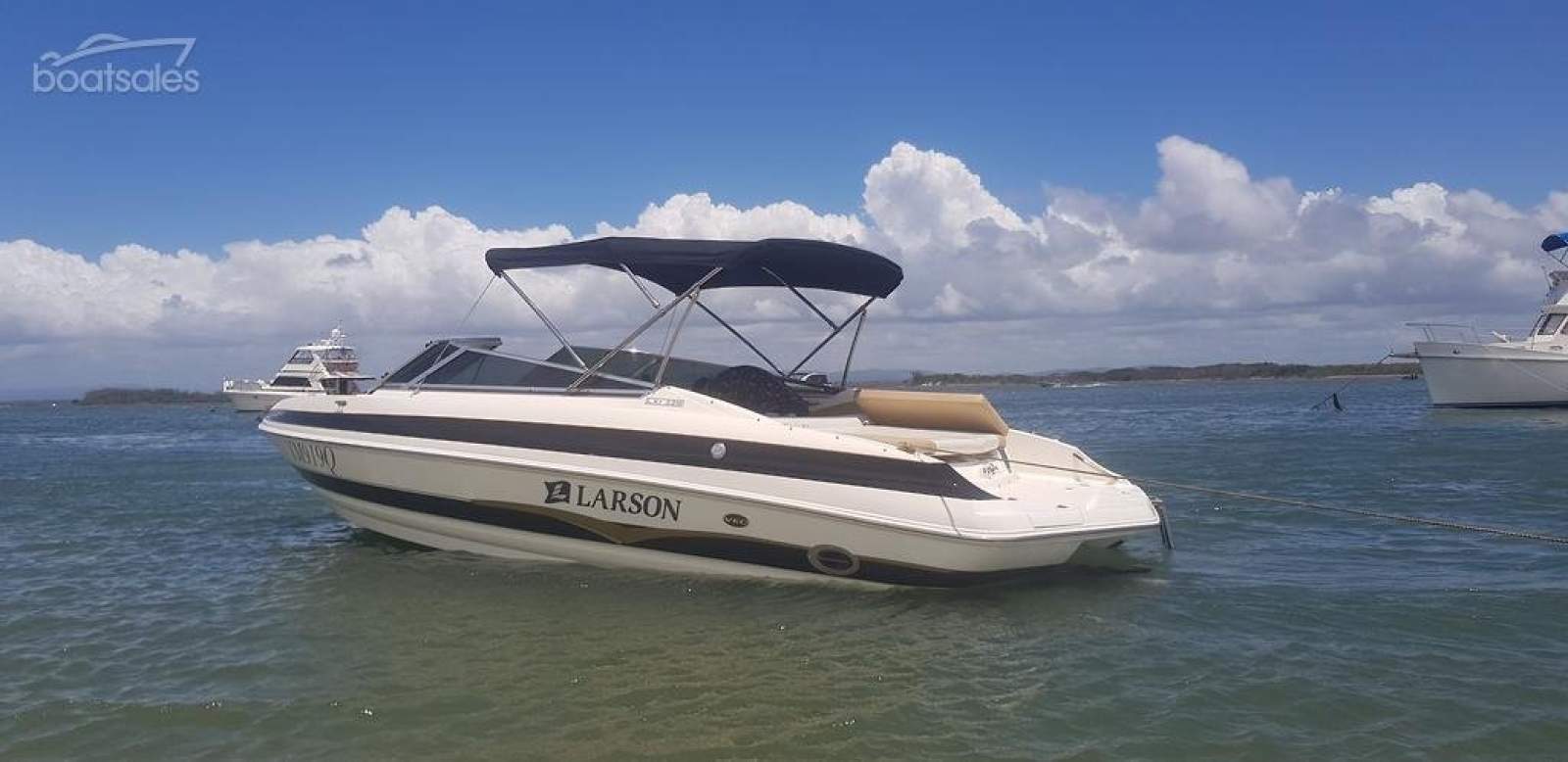 Larson LXI 228 Bowrider 2005
