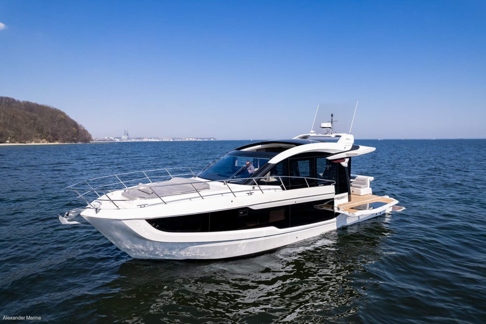 Galeon 450 HTC
