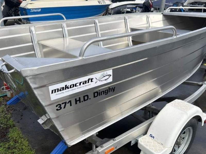 Makocraft 371 HD Dinghy NEW old stock