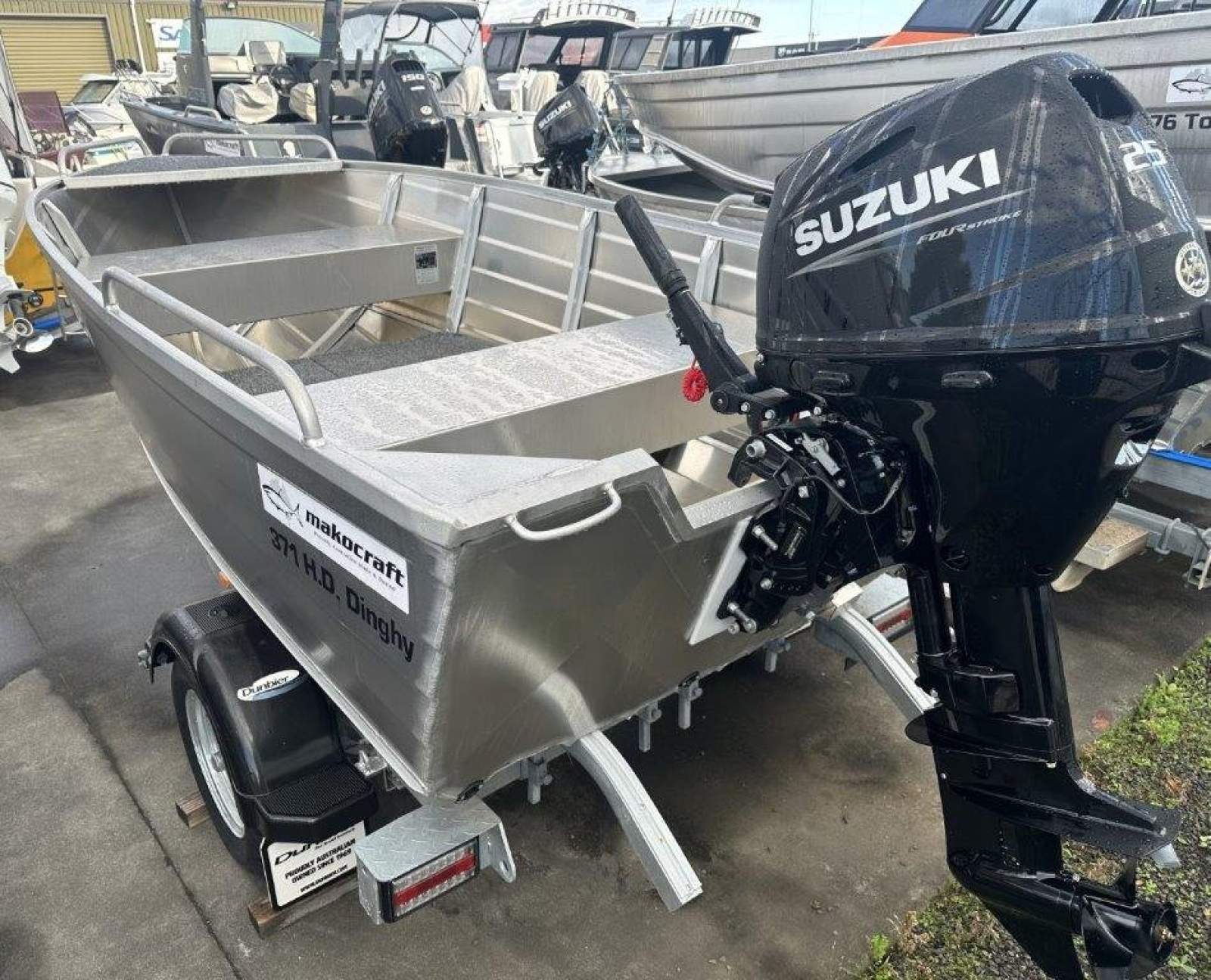 New Makocraft 371 HD Dinghy package