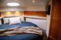 Riviera 40 Platinum INCREDIBLE CONDITION, LOWER HELM, CATERPILLAR ENG.