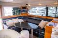 Riviera 40 Platinum INCREDIBLE CONDITION, LOWER HELM, CATERPILLAR ENG.