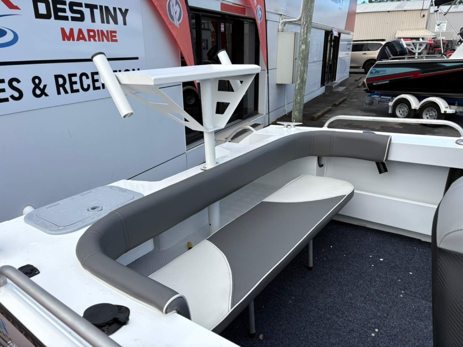 New Bluefin 5.15 Bowrider
