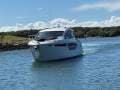 Cruisers Yachts 42 Cantius