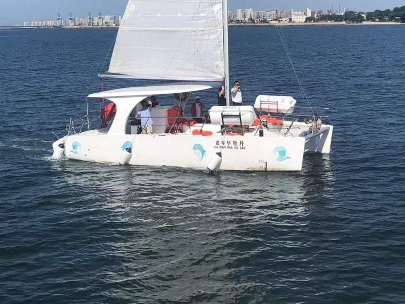 10.25m Sailing Catamaran