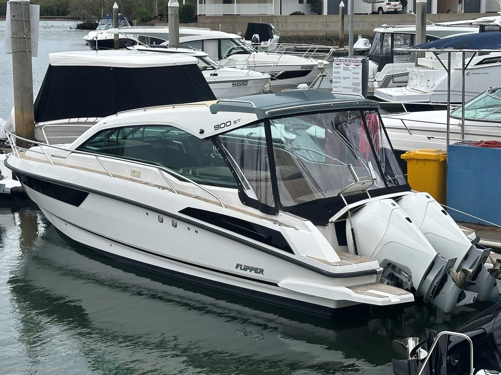 Flipper 900 ST