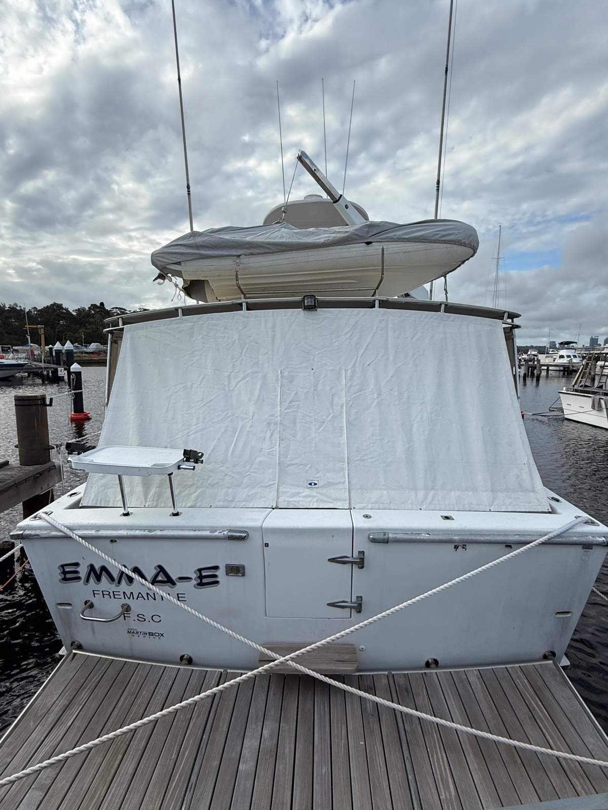 Randell 48 FLYBRIDGE