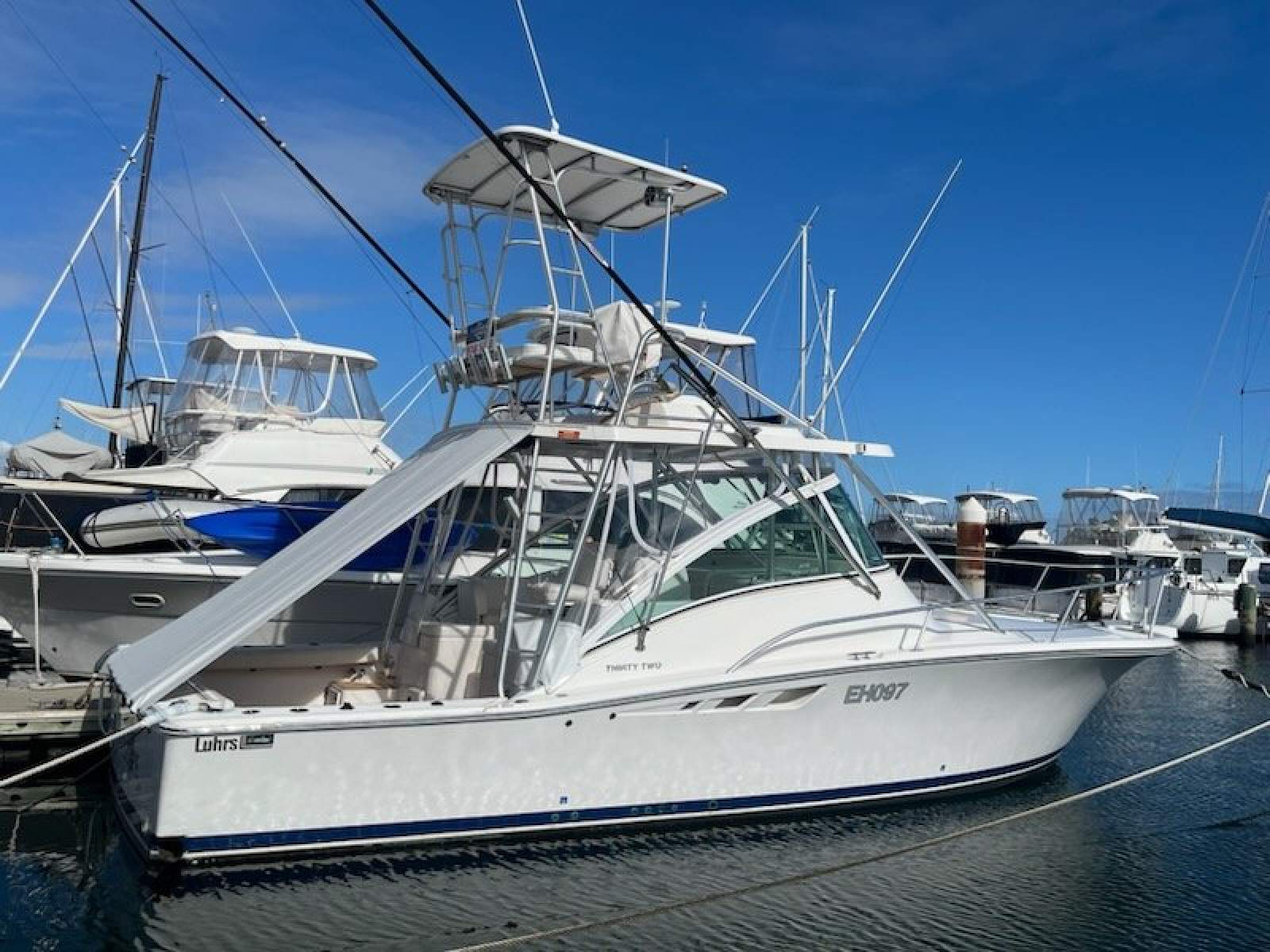 Luhrs 32 Open Express With Tower