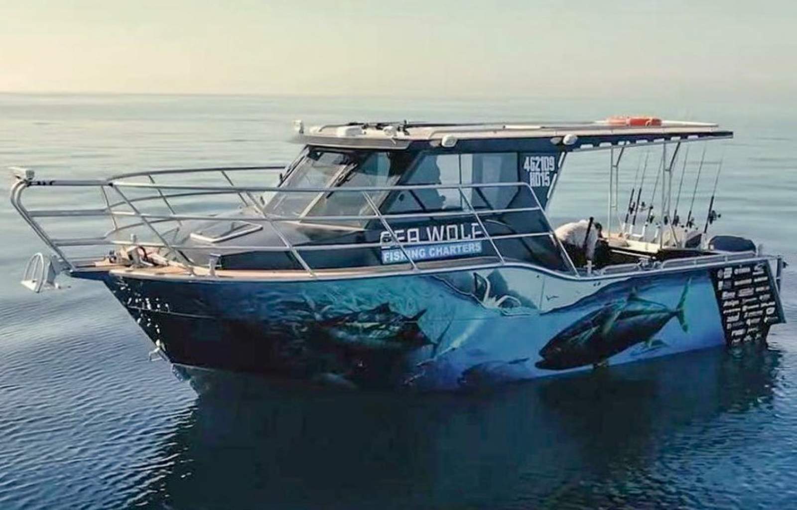 Midcoast Fabrication Marine 9m Enclosed Charter - Only 30 Hours!