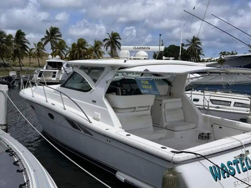 Tiara 3800 Open