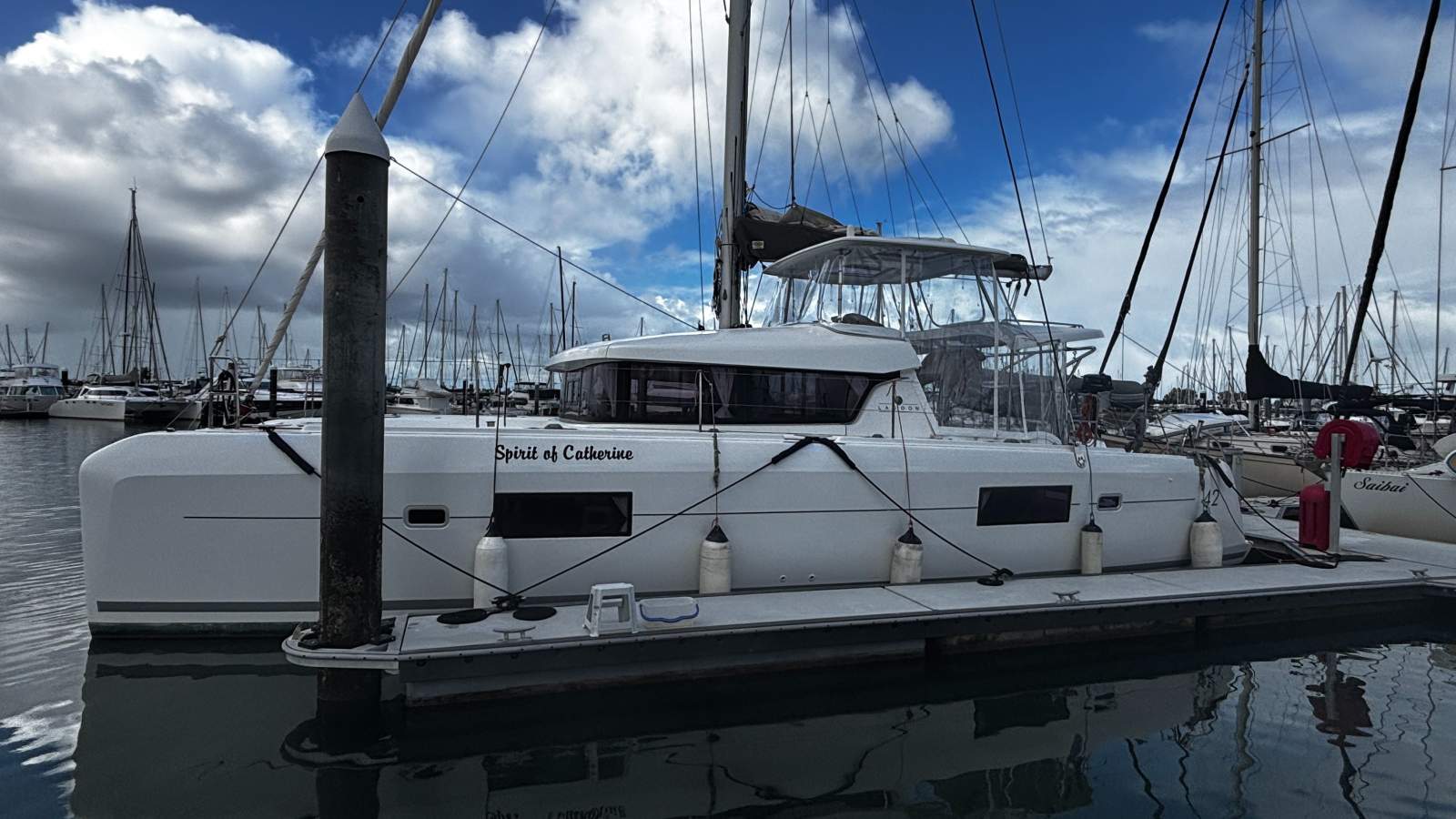Lagoon 42