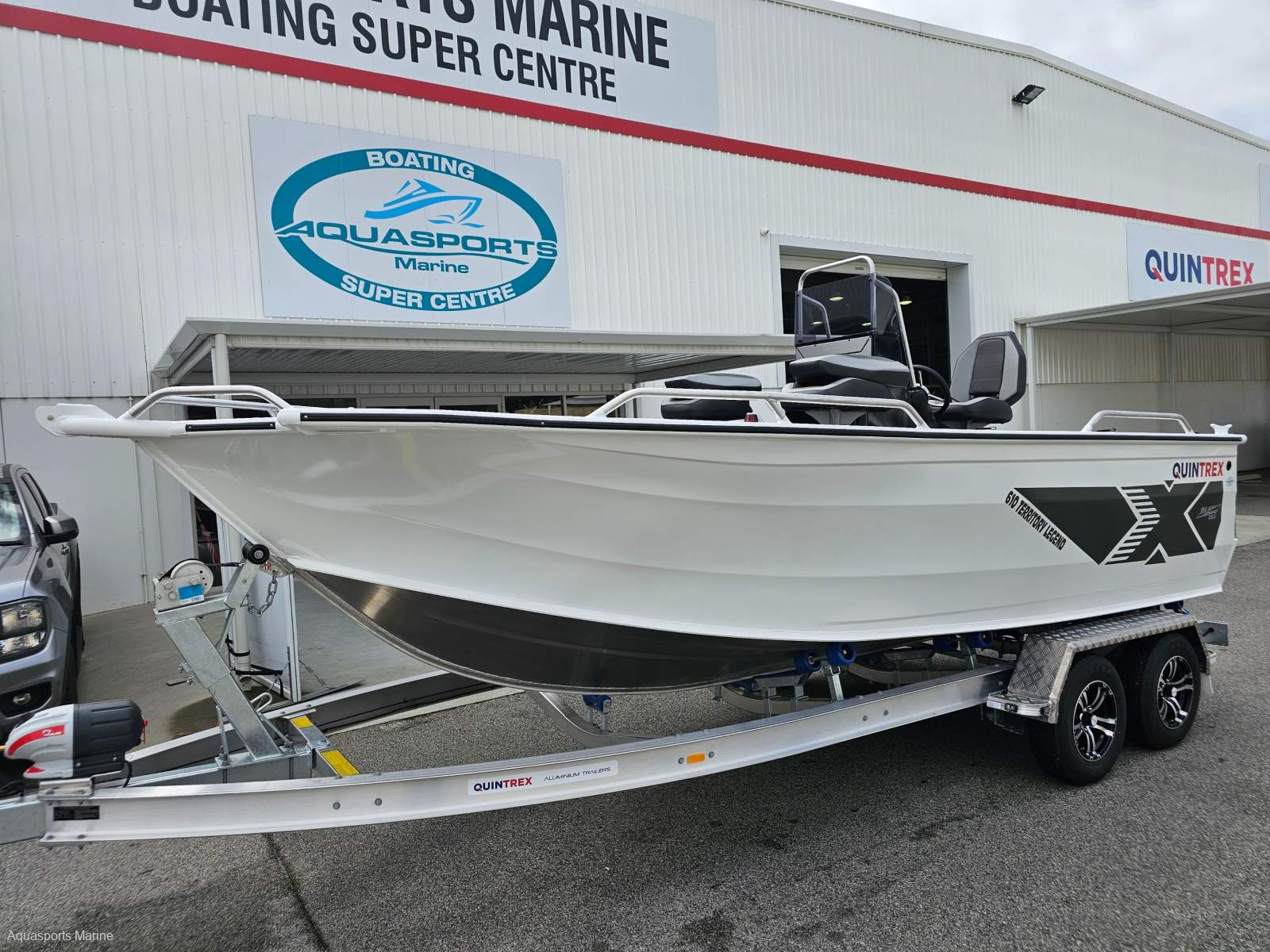 Quintrex 610 Territory Legend