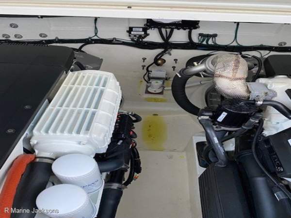  Riviera 445 SUV Boat Brokers of Tasmania