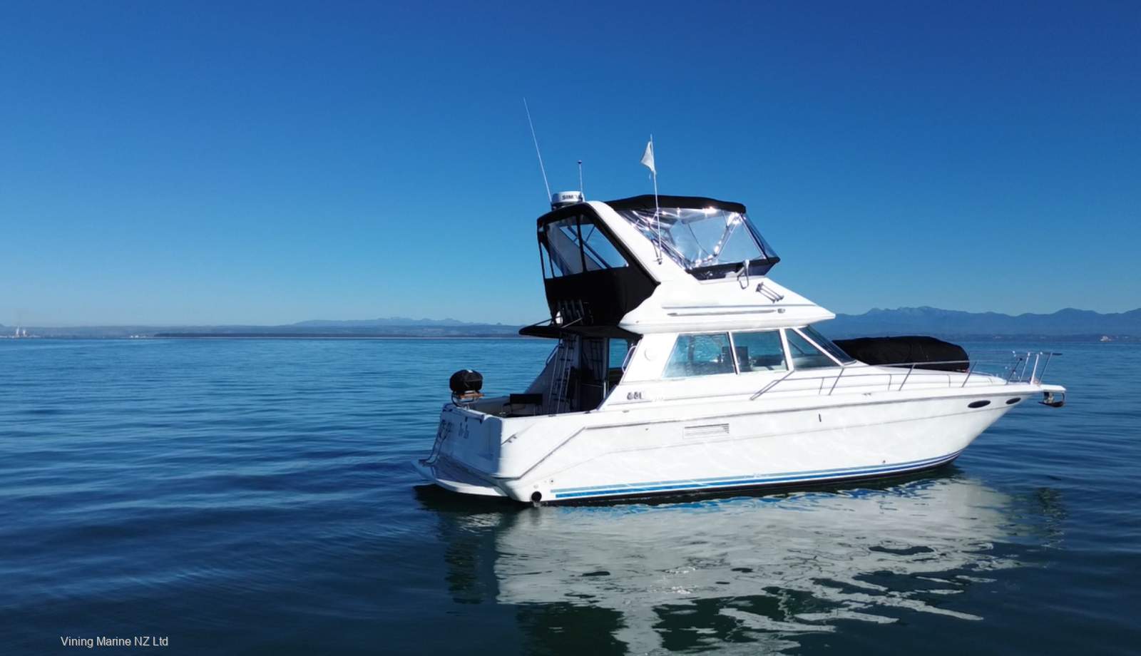 Sea Ray 370 Sedan Bridge