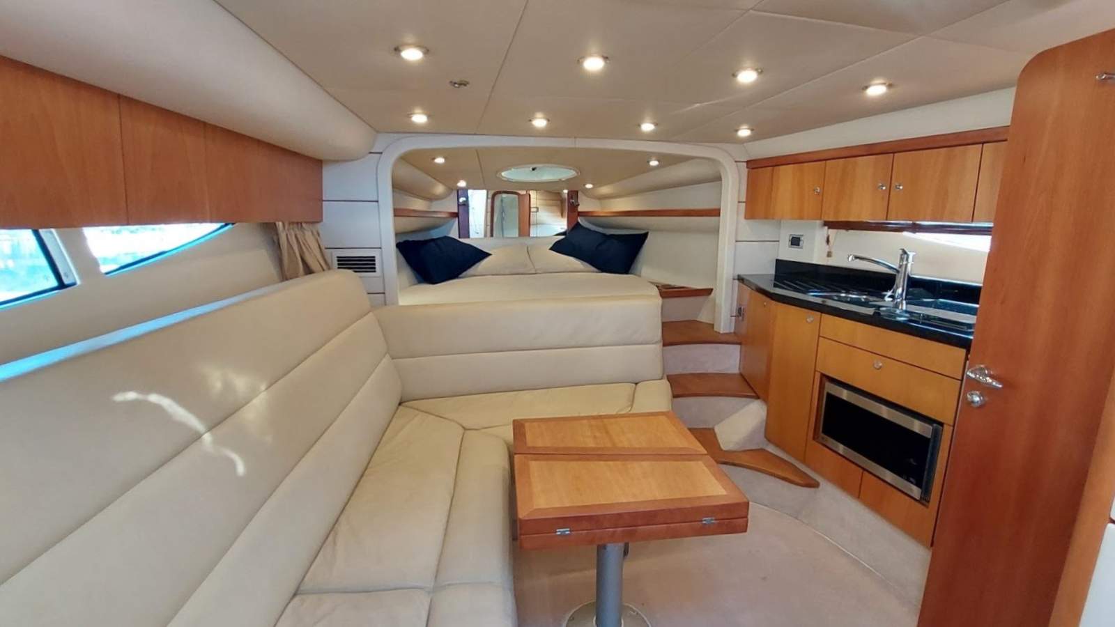 Sunseeker Superhawk 43 Sports