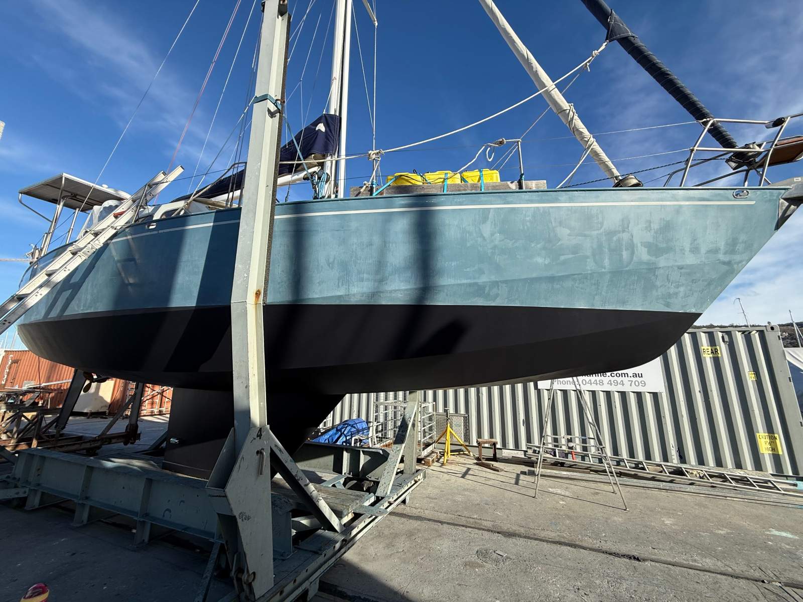 Roberts 370 Pilothouse Sloop