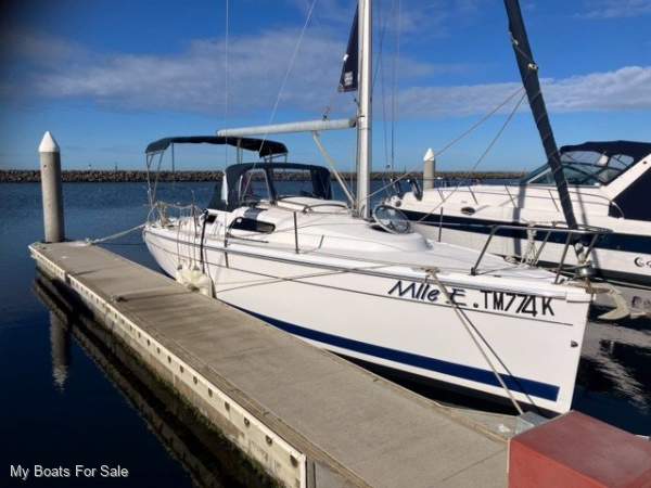 Hunter Yachts - well cared for.