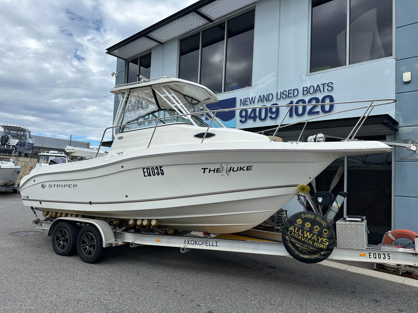Seaswirl 2301 WA Striper- 2012 one of the nicest ones we have seen.