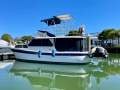 Cuddles 30 Flybridge Cruiser