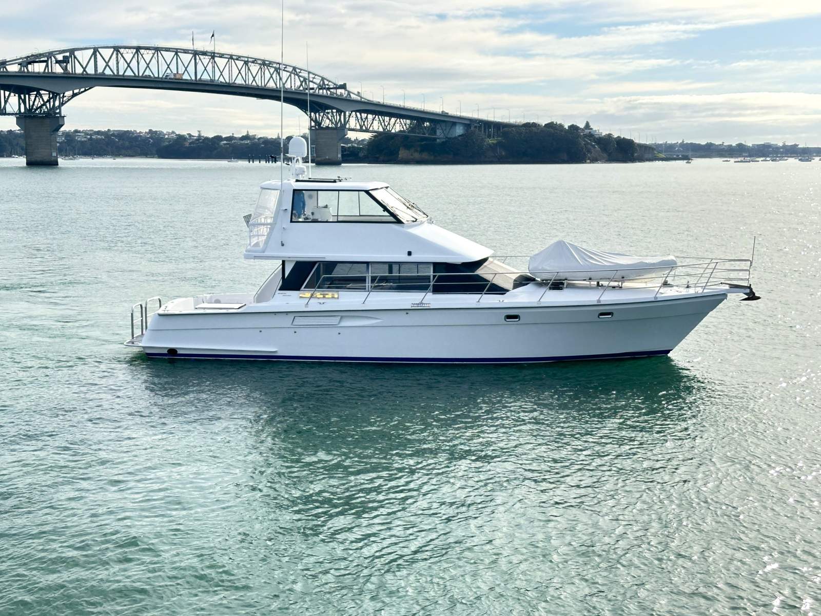 Salthouse Sovereign 55