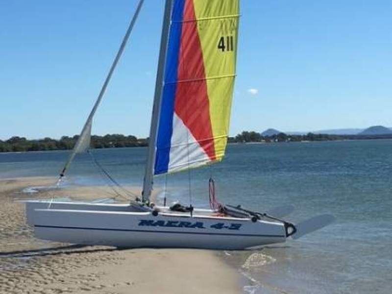 Nacra 4.5 Complete with trailer, trapeze and beach roller