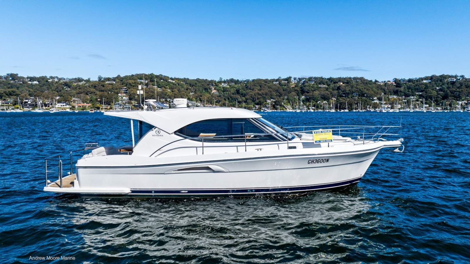 Riviera 3600 Sport Yacht