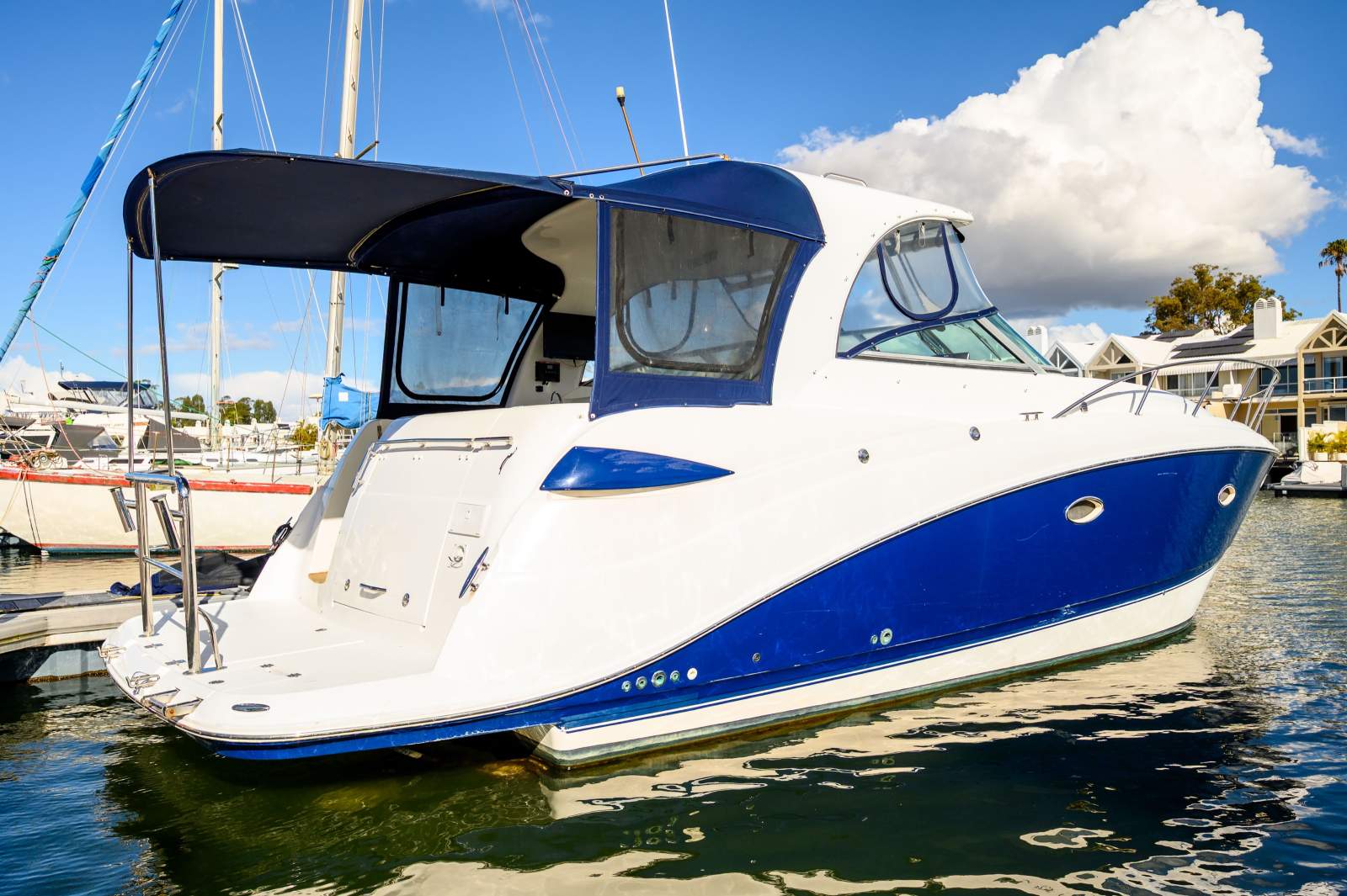 Larson Cabrio 350
