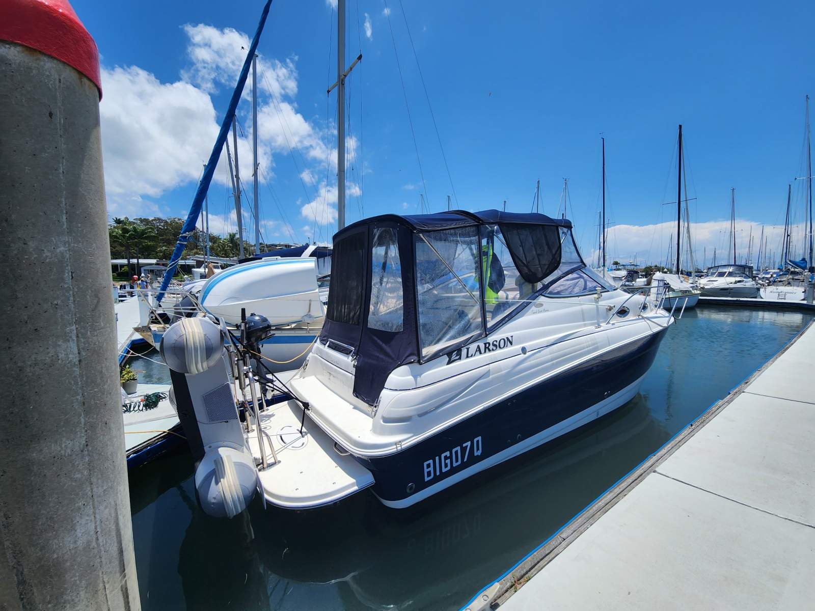Larson Cabrio 240