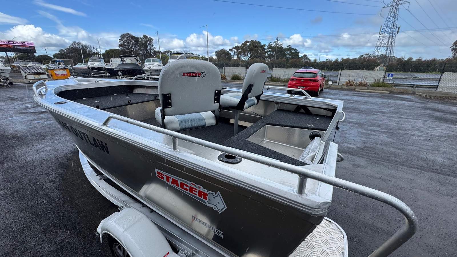 Stacer 449 Outlaw Side Console
