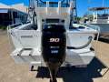 Aquamaster 5.00 Half Cabin