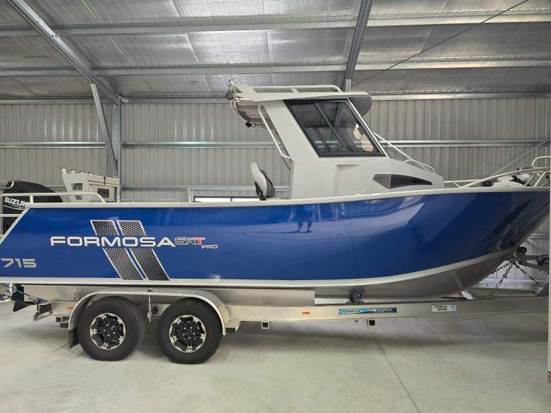 Formosa 715 SRT Half Cabin Hard Top Fully enclosed cab walk around with glass screens
